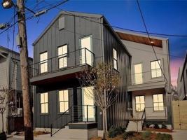 featured image of 957 Saint Mary St