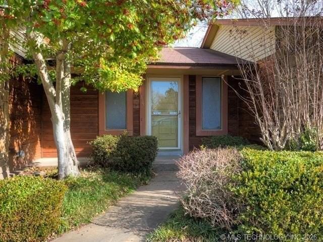 3101 S Poplar Ave - Photo 3 of 30