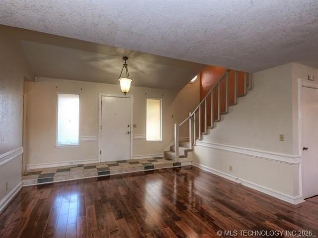 3101 S Poplar Ave - Photo 4 of 30