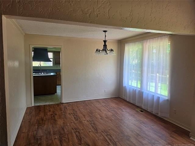208 W 118th St S - Photo 4 of 23