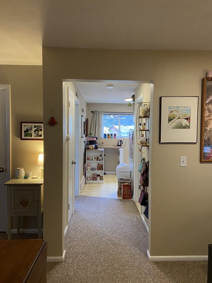 69 Newton St #6 - Photo 3 of 8