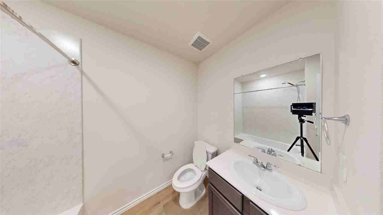 13153 Enclave Pkwy - Photo 7 of 17