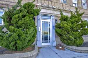 featured image of 51 Georgia Ave ##3