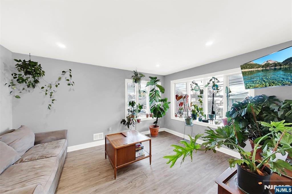 117 Belmont Ave ##1 - Photo 6 of 24