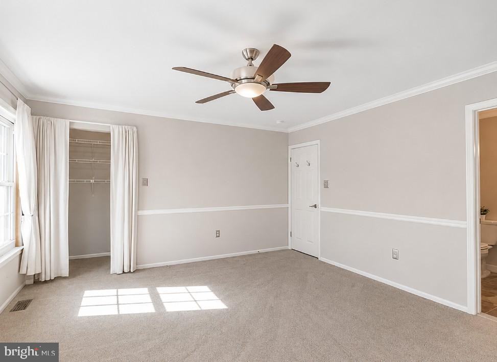 605 Shropshire Dr - Photo 3 of 7