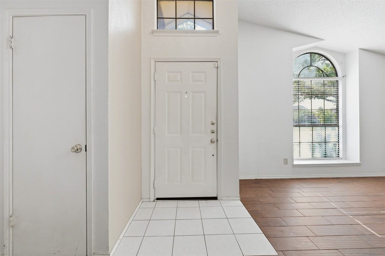 508 Sims Dr - Photo 6 of 28