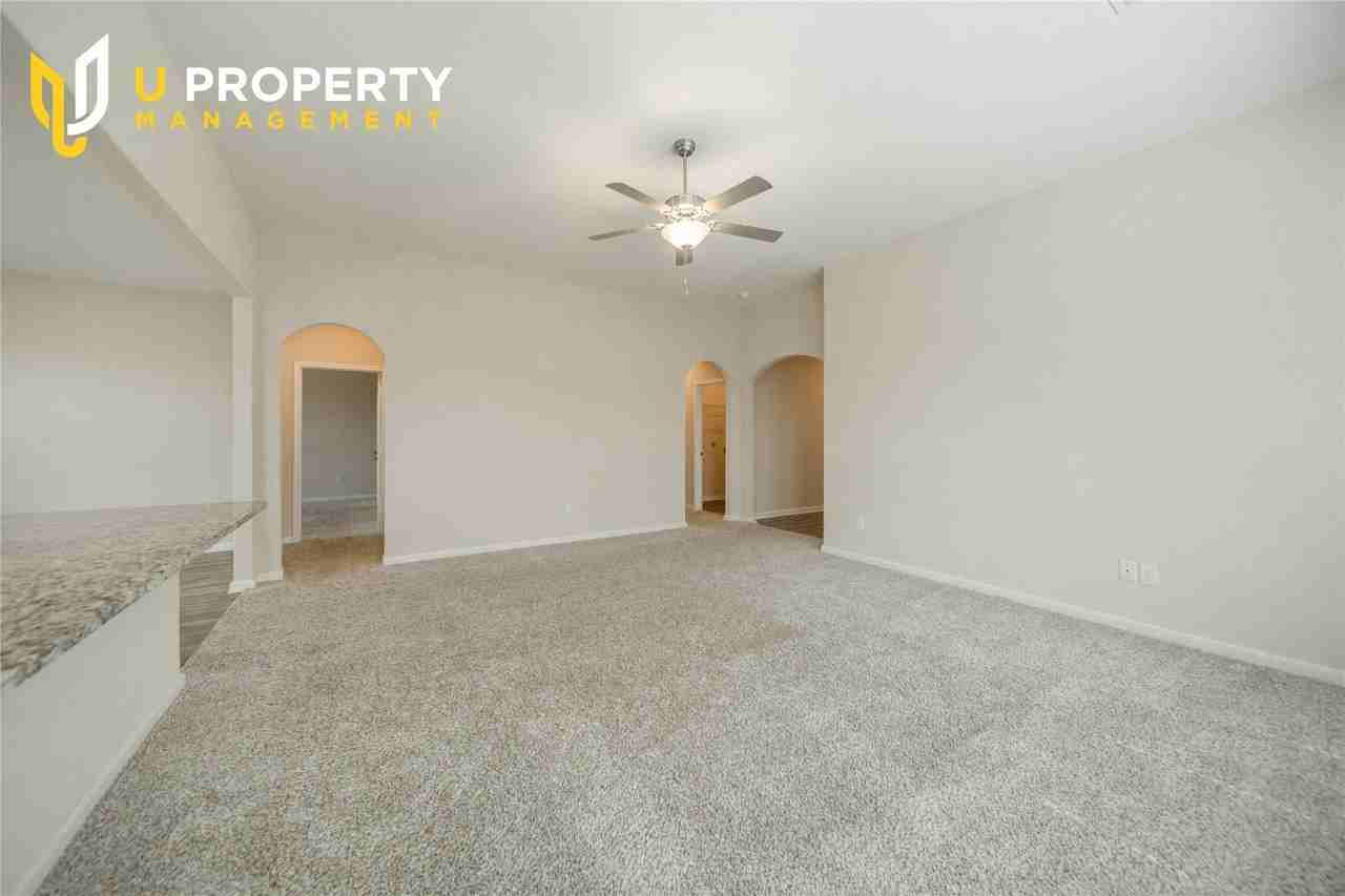 1817 Dahlia Way - Photo 7 of 30