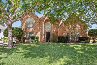 3316 Lexington Ave - Photo 1 of 1