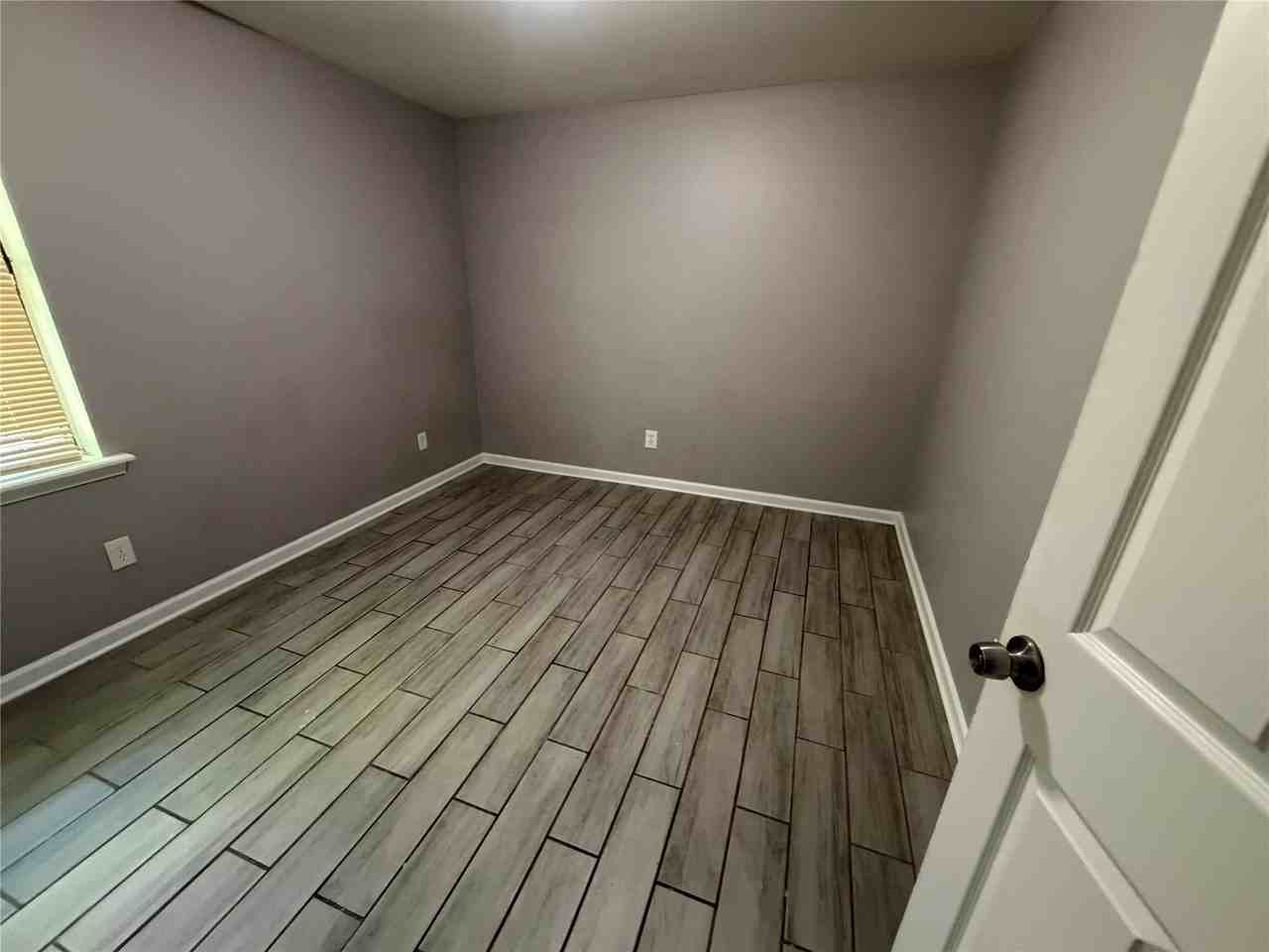 4114 Cherokee St #1 - Photo 3 of 5