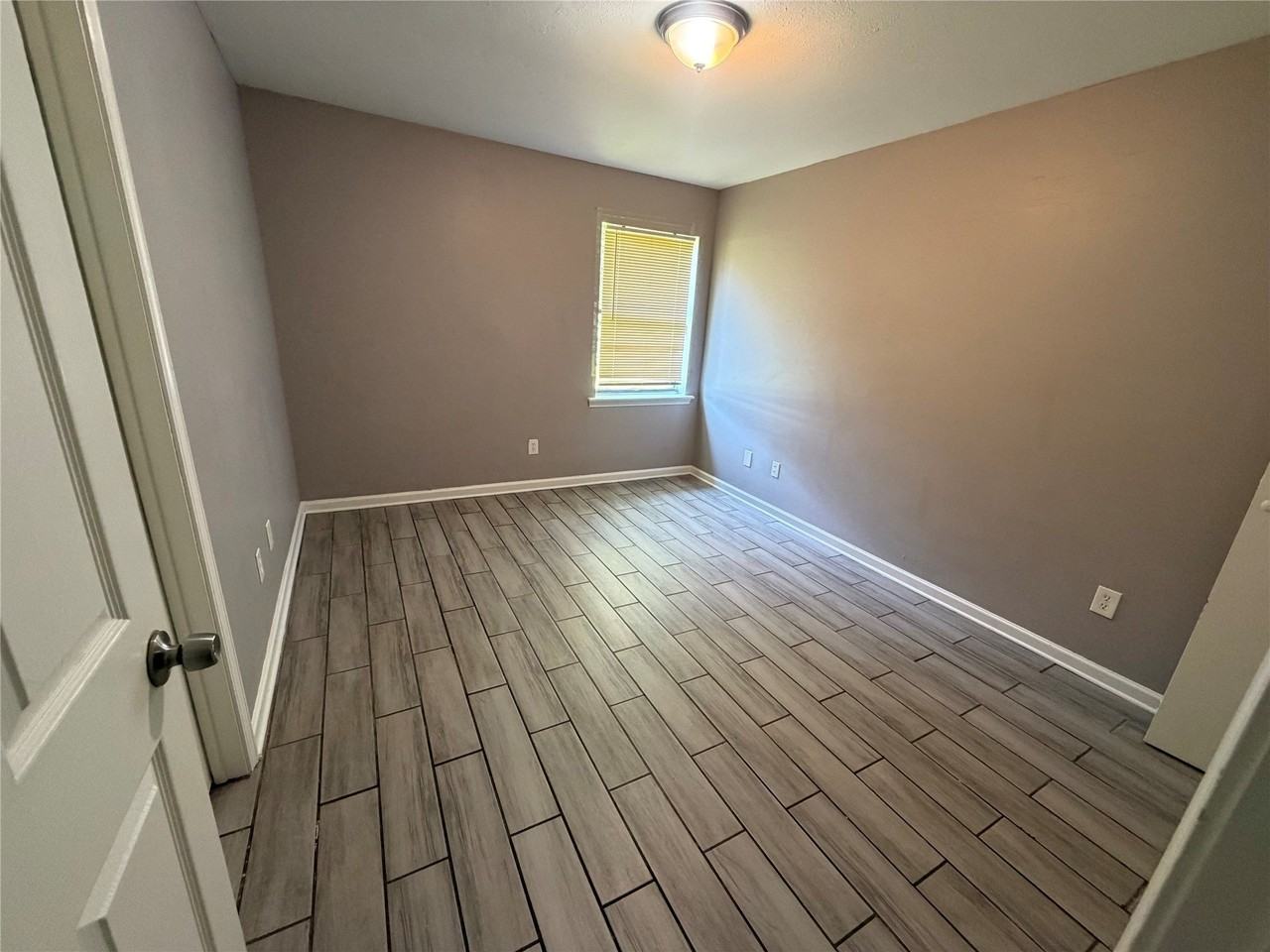 4114 Cherokee St #1 - Photo 4 of 5