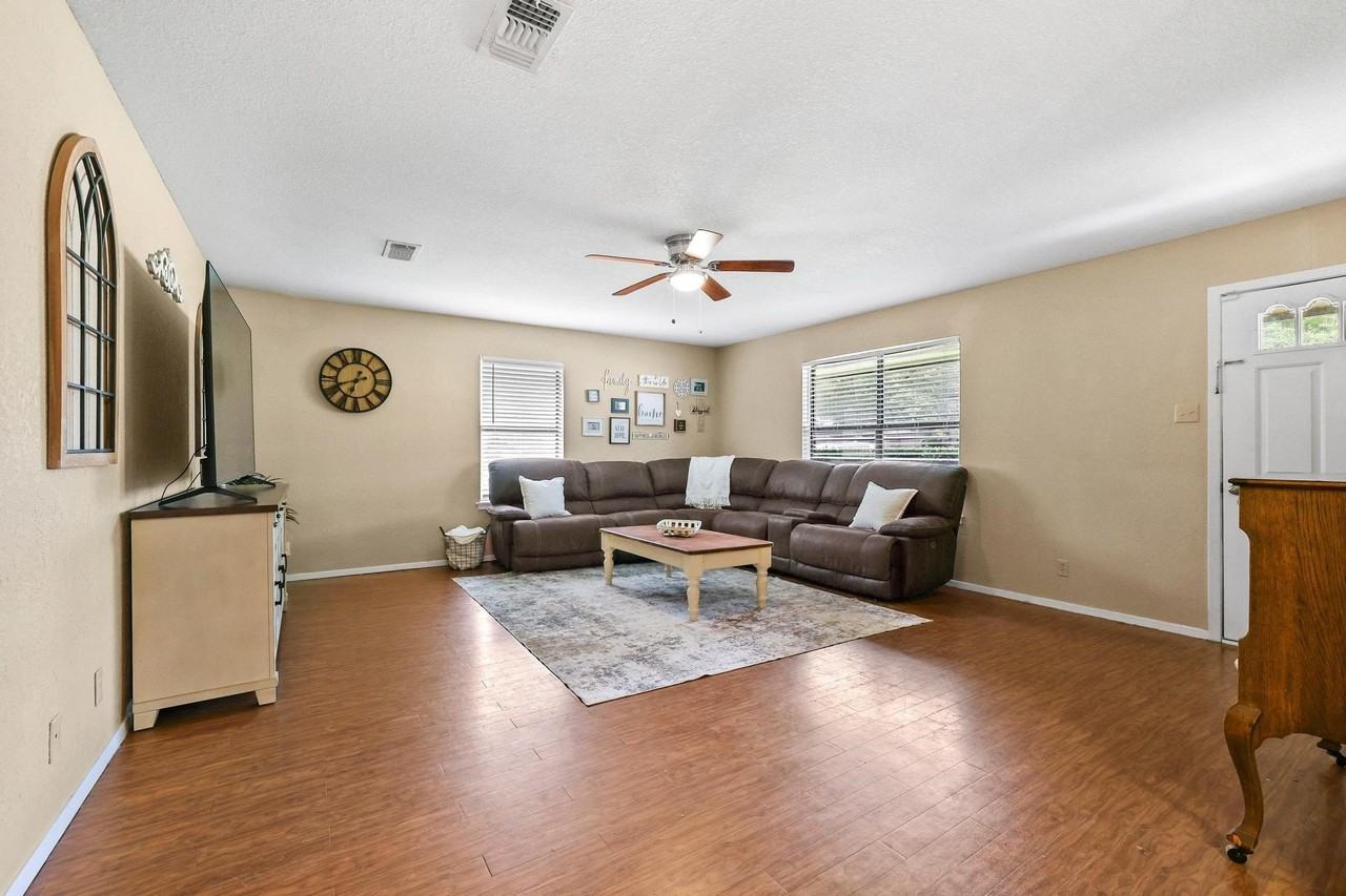 713 Patricia Dr - Photo 6 of 30
