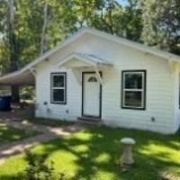 featured image of 517 W Front St