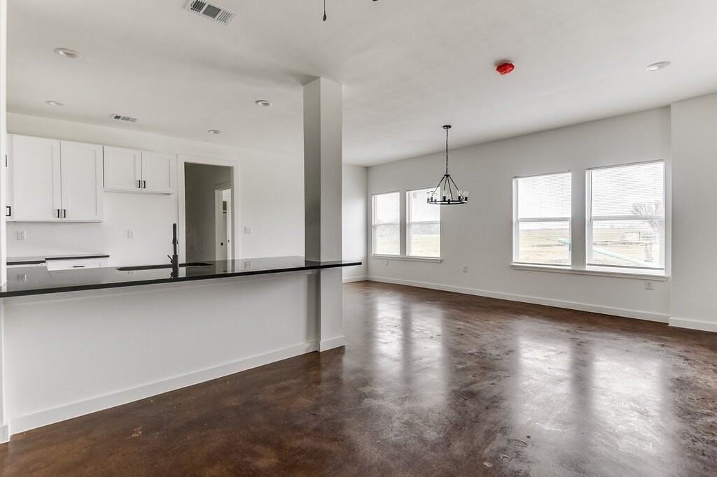 1020 Burnett Blvd #A - Photo 5 of 29
