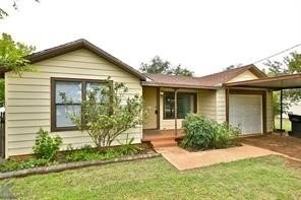 featured image of 2428 Maple St