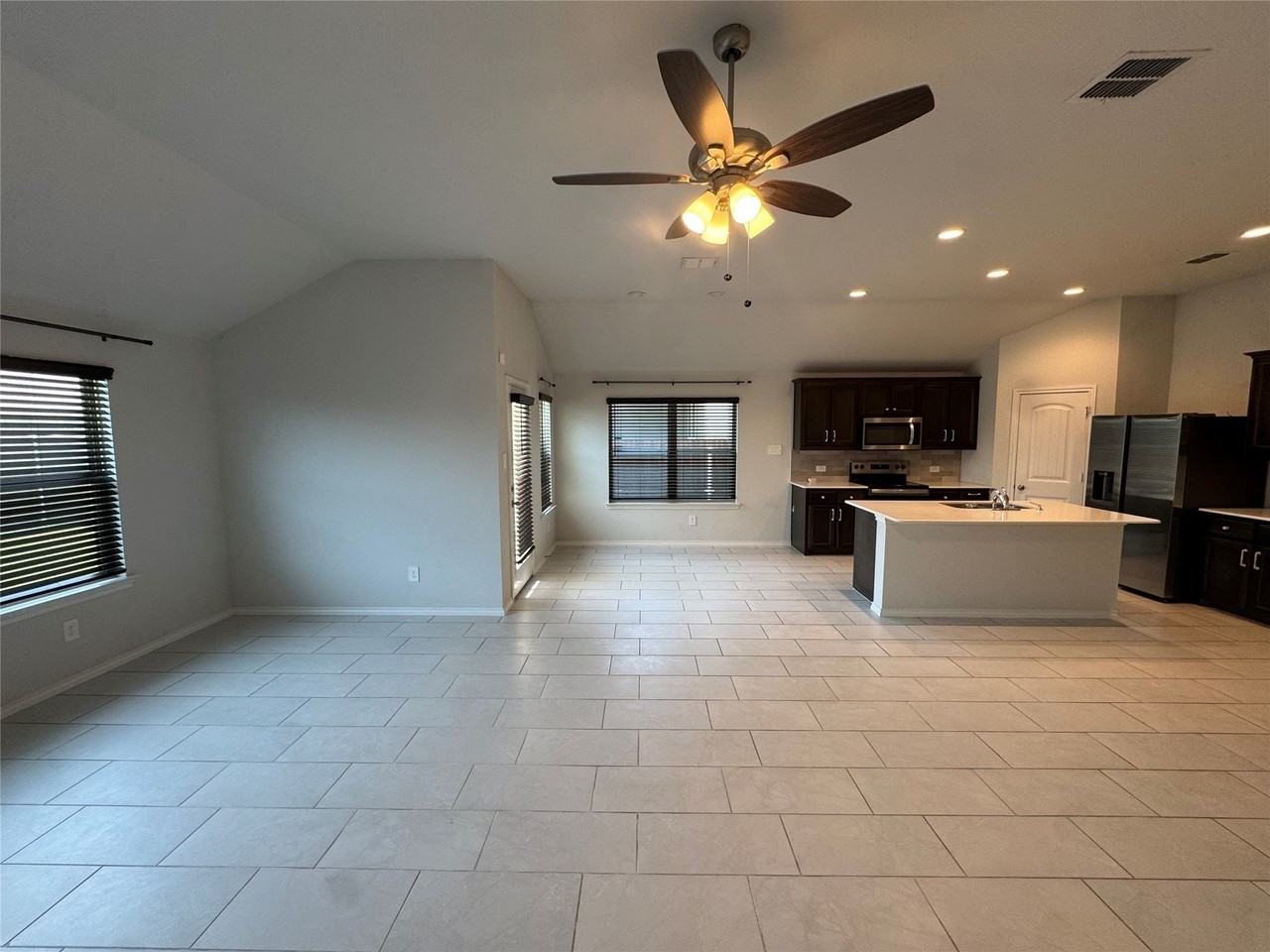 3453 Montego Bay Ln - Photo 3 of 20