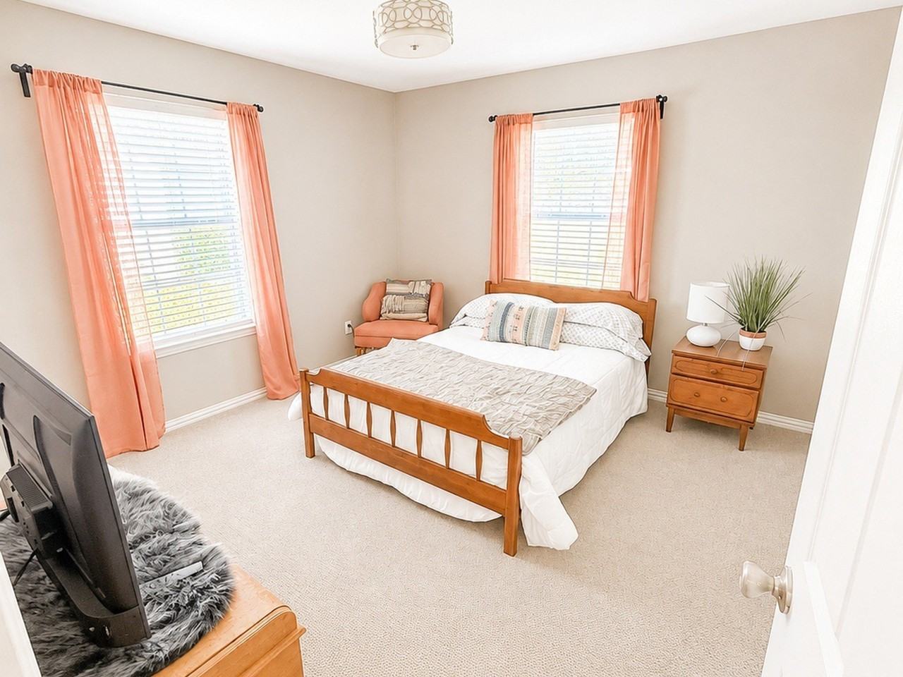 1411 West St - Photo 5 of 11