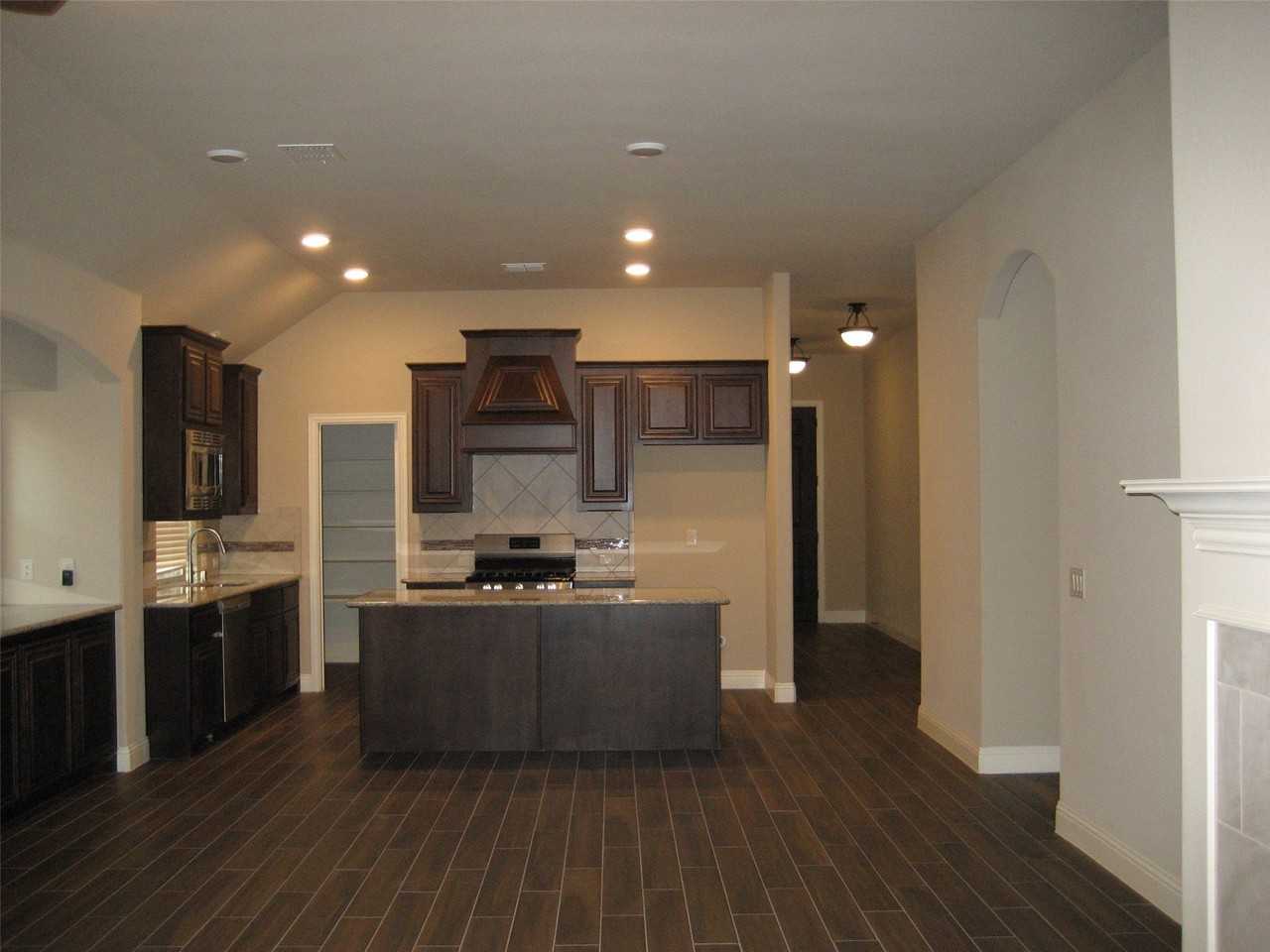 1728 Yellowthroat Dr - Photo 7 of 25