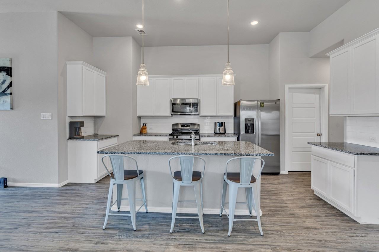 6934 Pampas Pl - Photo 5 of 16