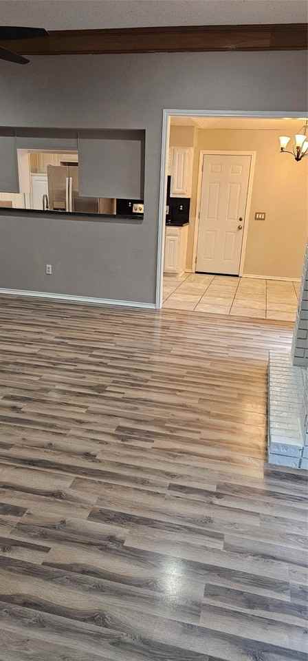 3403 Hilltop Ln - Photo 5 of 17