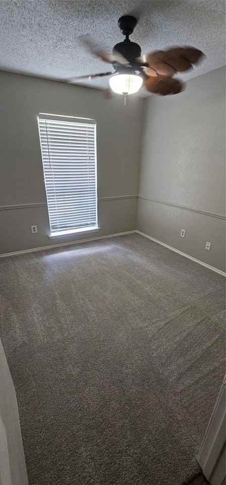 3403 Hilltop Ln - Photo 7 of 17
