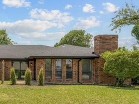 306 Bardfield Ave - Photo 1 of 1