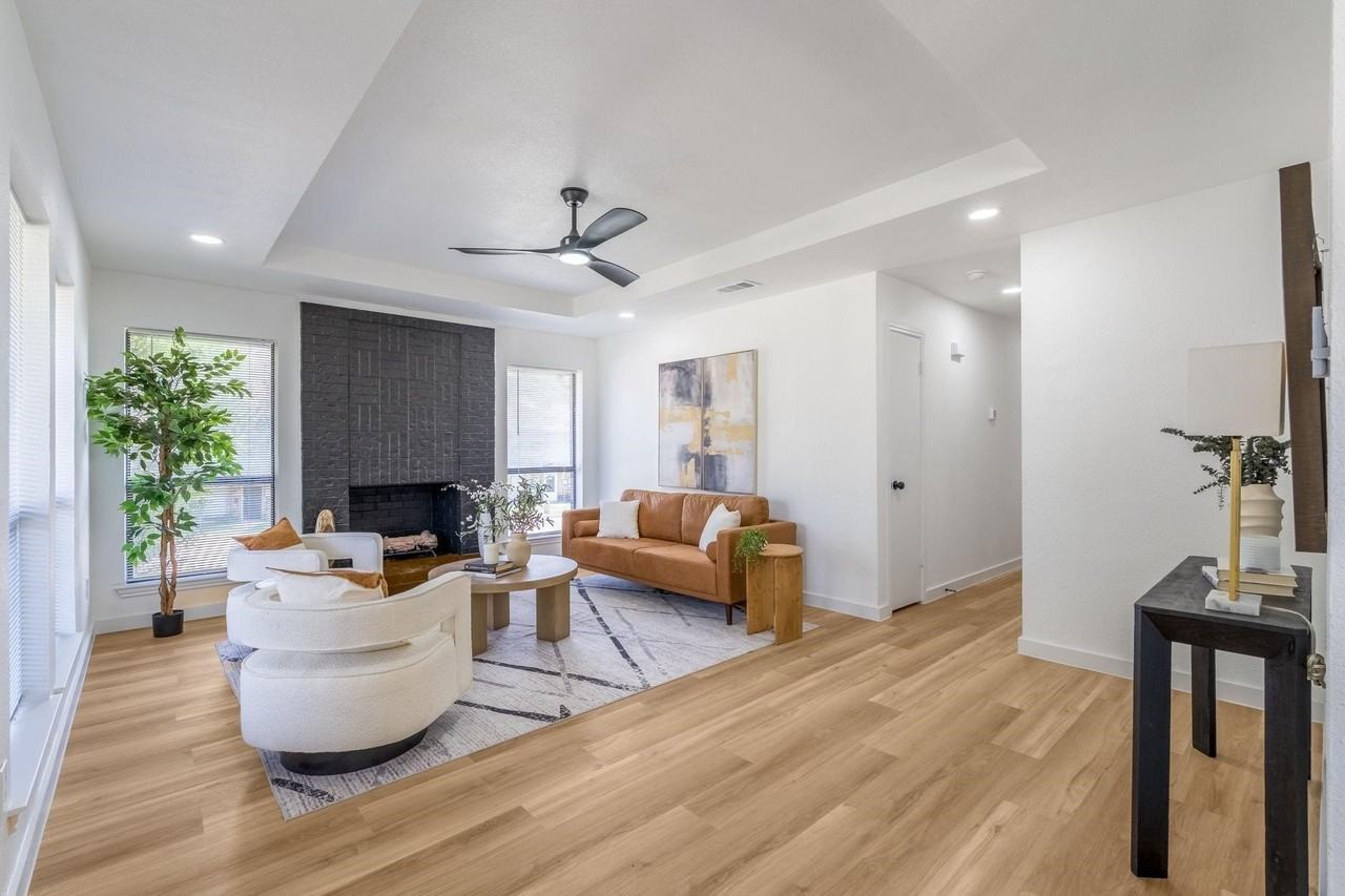 306 Bardfield Ave - Photo 3 of 19