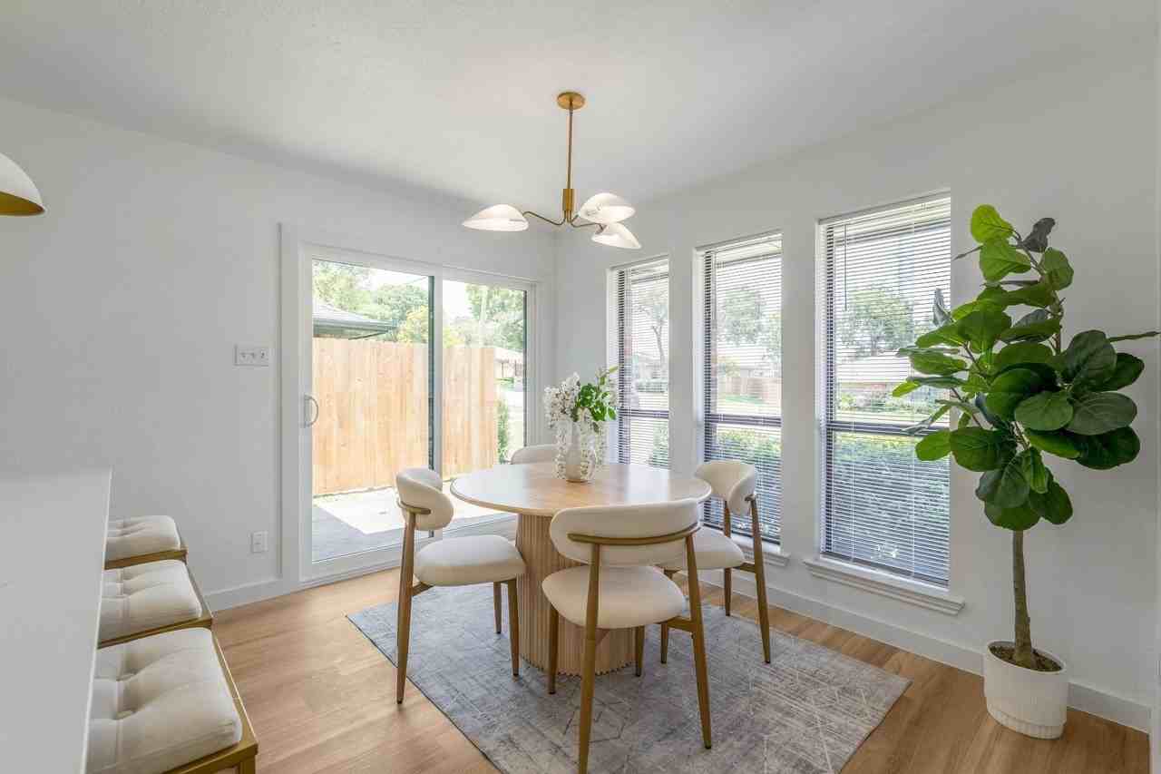 306 Bardfield Ave - Photo 7 of 19