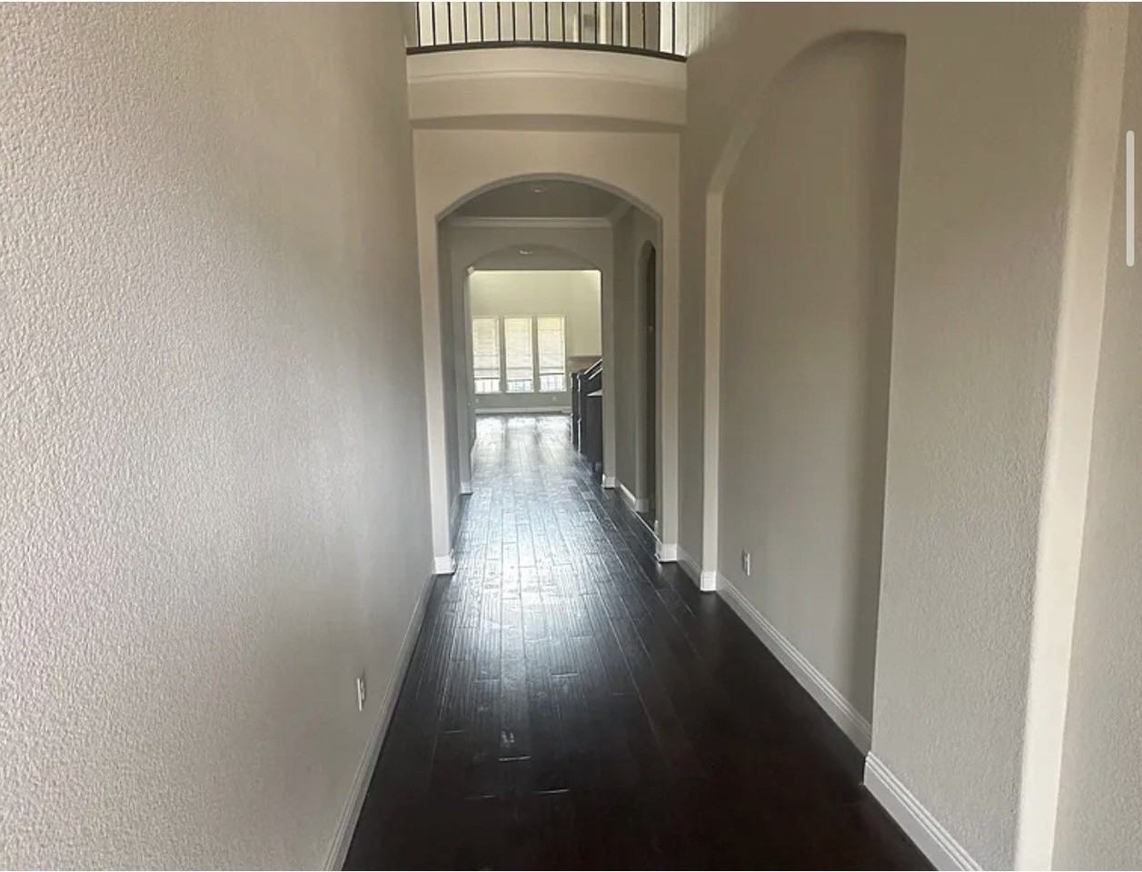 903 Red Deer Dr - Photo 4 of 15