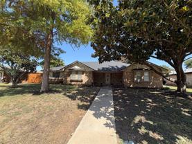 1025 Cloverdale Ln - Photo 1 of 1