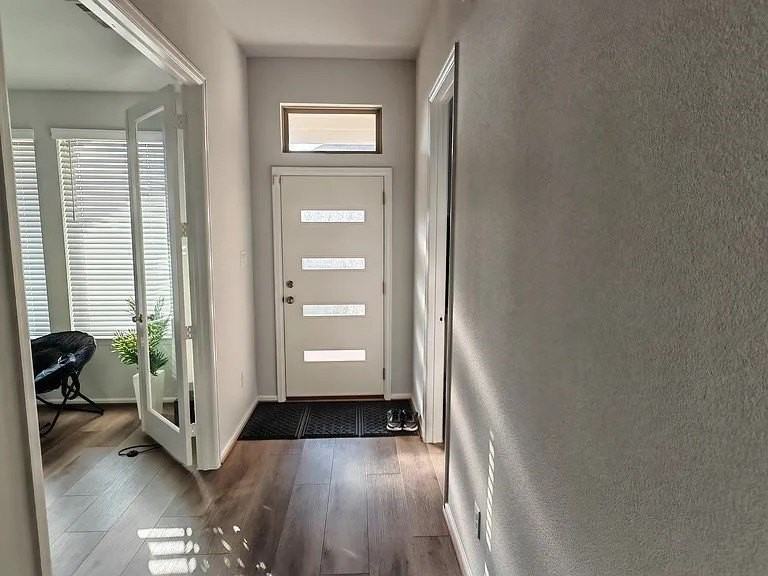 2301 Kirkstall Way - Photo 2 of 10