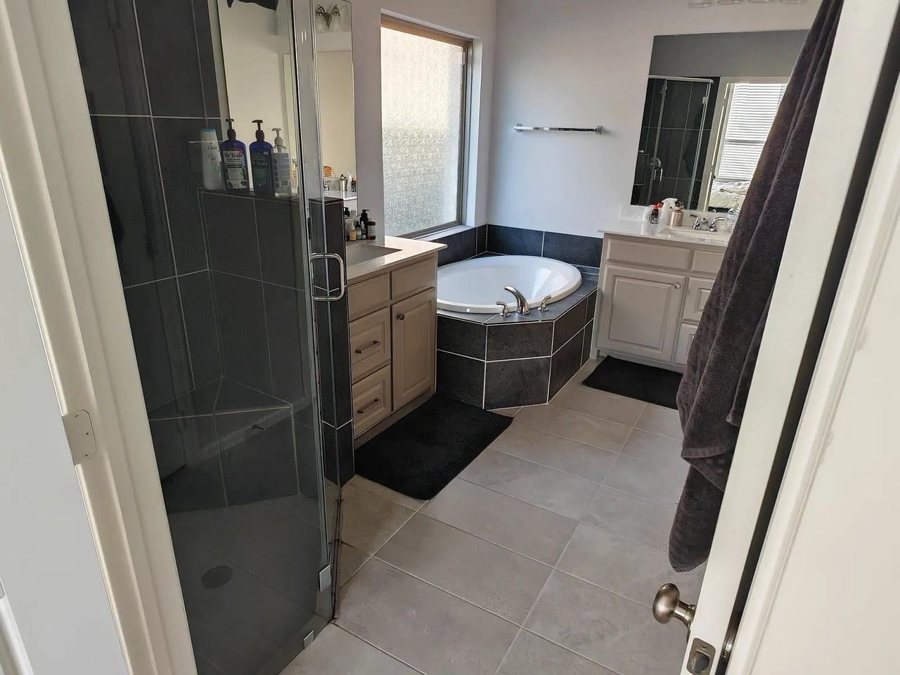 2301 Kirkstall Way - Photo 7 of 10