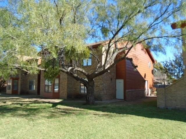 909 Bruce Way - Photo 2 of 12
