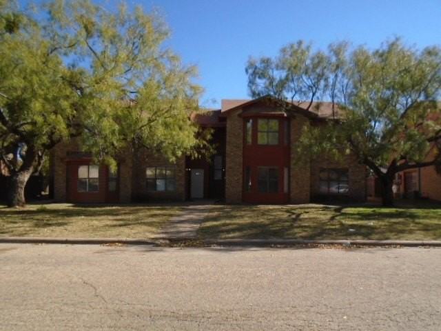 909 Bruce Way - Photo 3 of 12