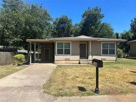featured image of 1213 S Lamar St