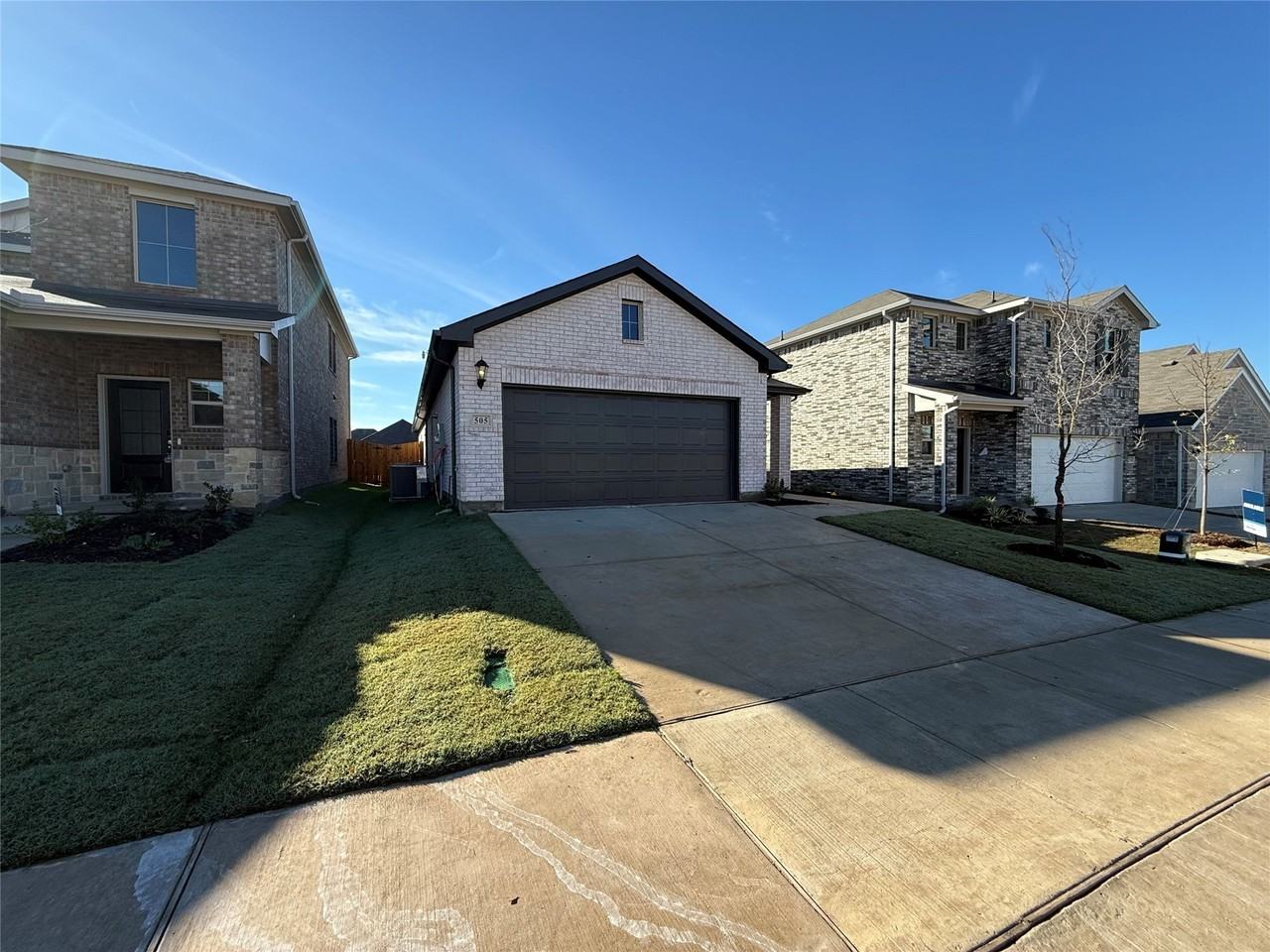505 Blanton St - Photo 2 of 22
