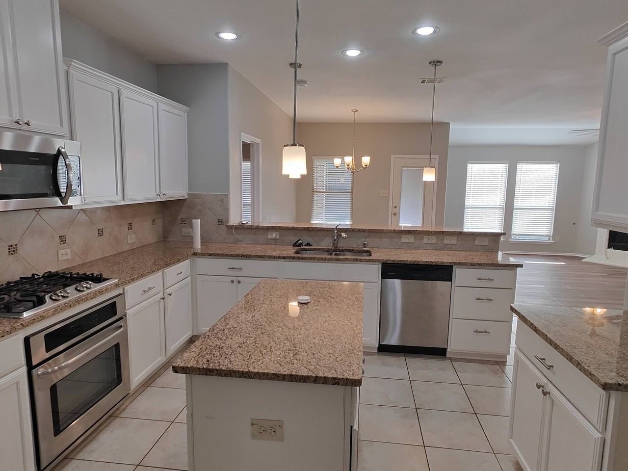 516 Rustic Oak Ln - Photo 6 of 31