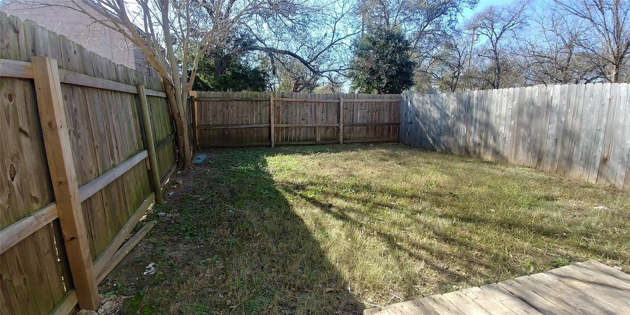 404 N Cleveland Ave - Photo 2 of 7