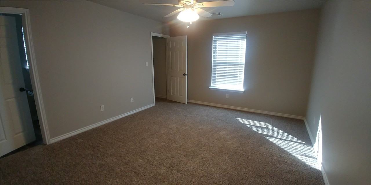404 N Cleveland Ave - Photo 5 of 7