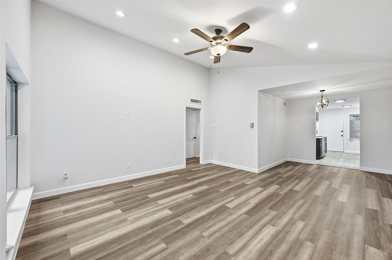 11410 Park Central Pl #C - Photo 7 of 31