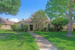 802 Pebblebrook Dr - Photo 1 of 1