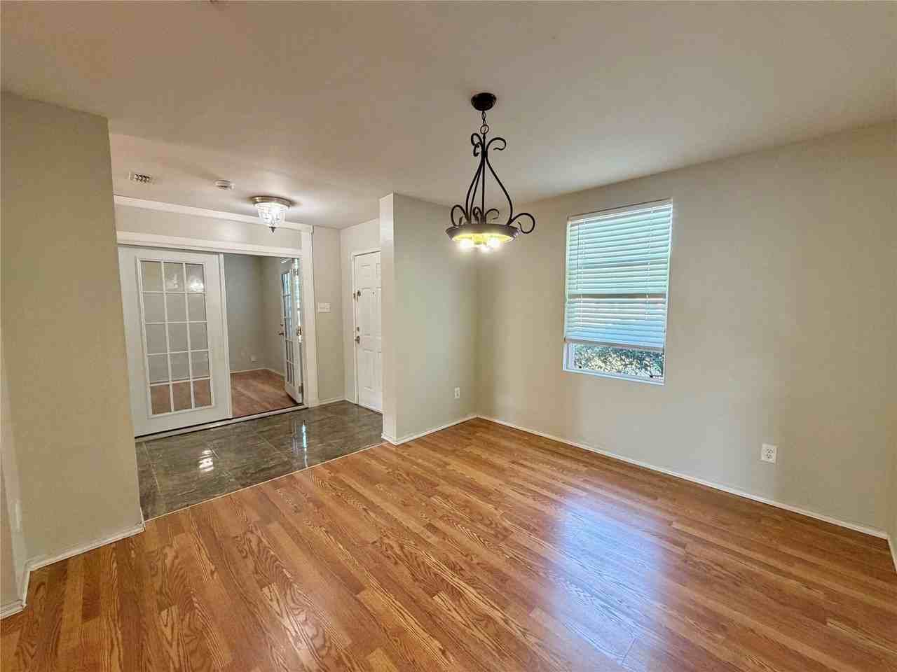 2732 Ingram Cir - Photo 6 of 22