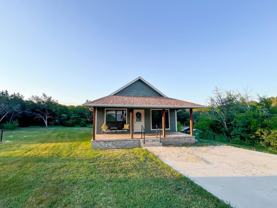 2401 Fox Ct - Photo 1 of 1
