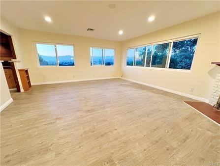 2277 Alexdale Ln - Photo 4 of 8