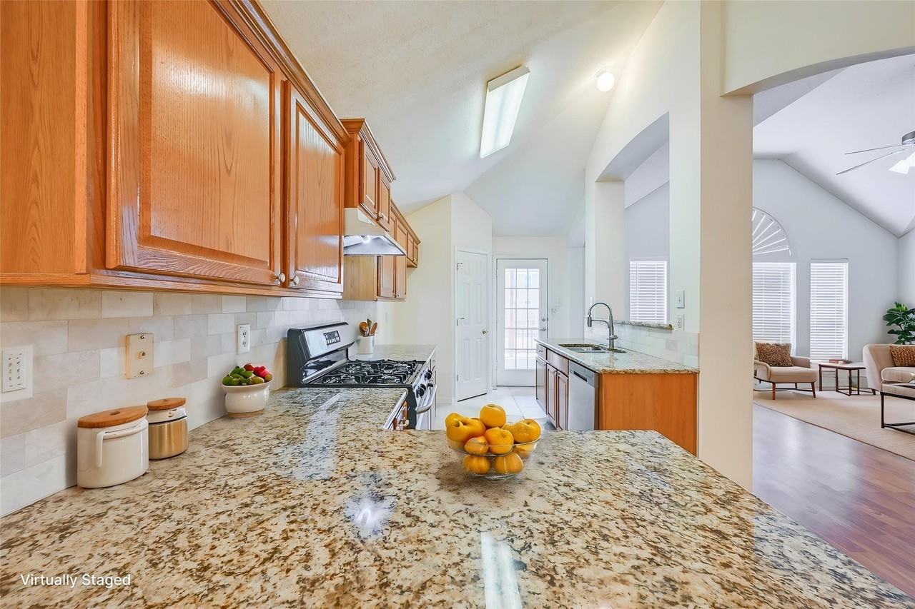 216 Quail Trail Ln - Photo 6 of 15