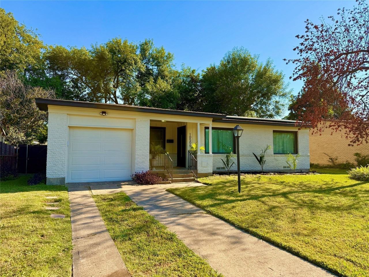 10506 Sandra Lynn Dr - Photo 2 of 23