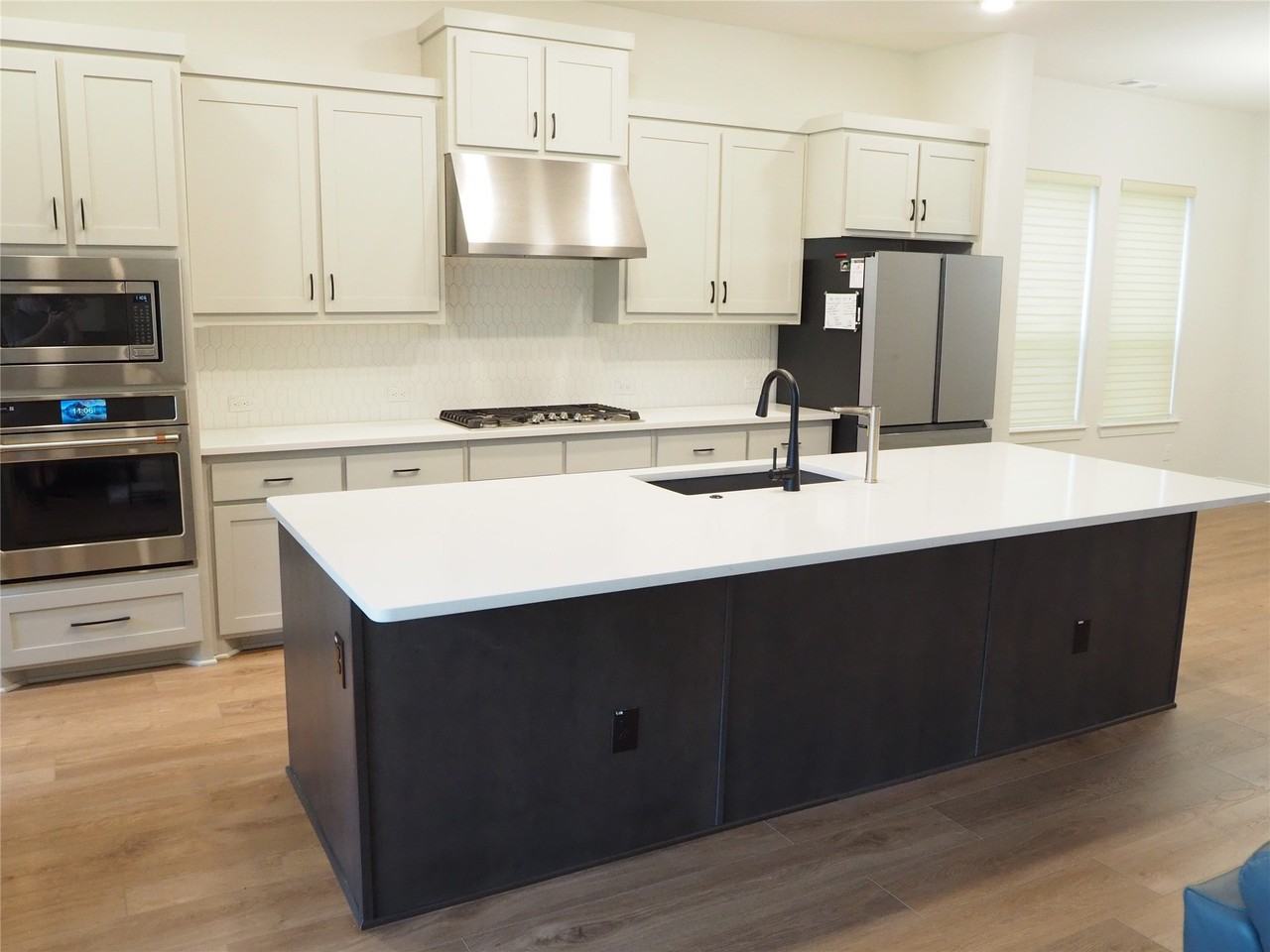 2613 Rosewood Way - Photo 5 of 40