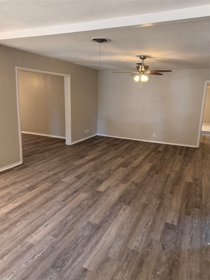 5124 Bob Dr - Photo 3 of 24