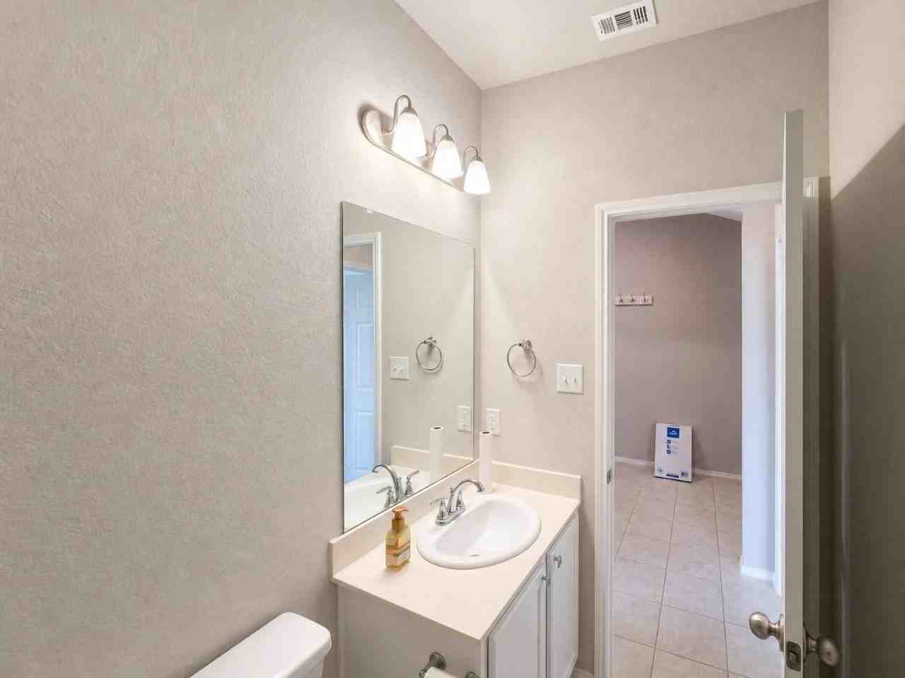 5601 Portola Ln - Photo 5 of 29