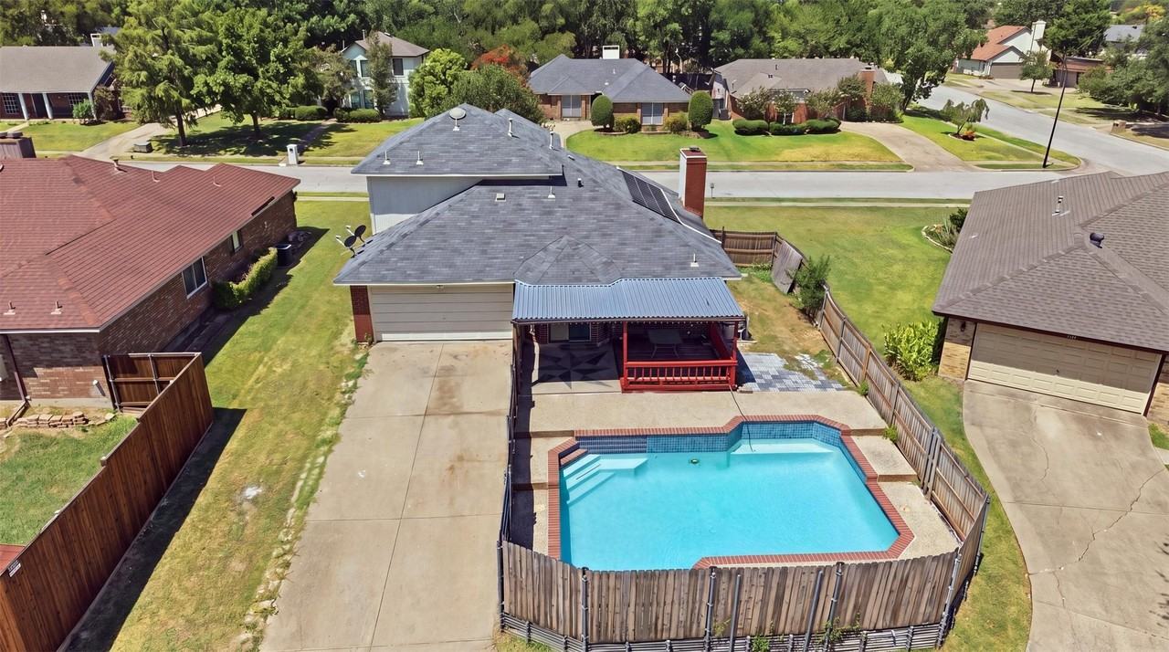 5406 Blue Cove Dr - Photo 2 of 31