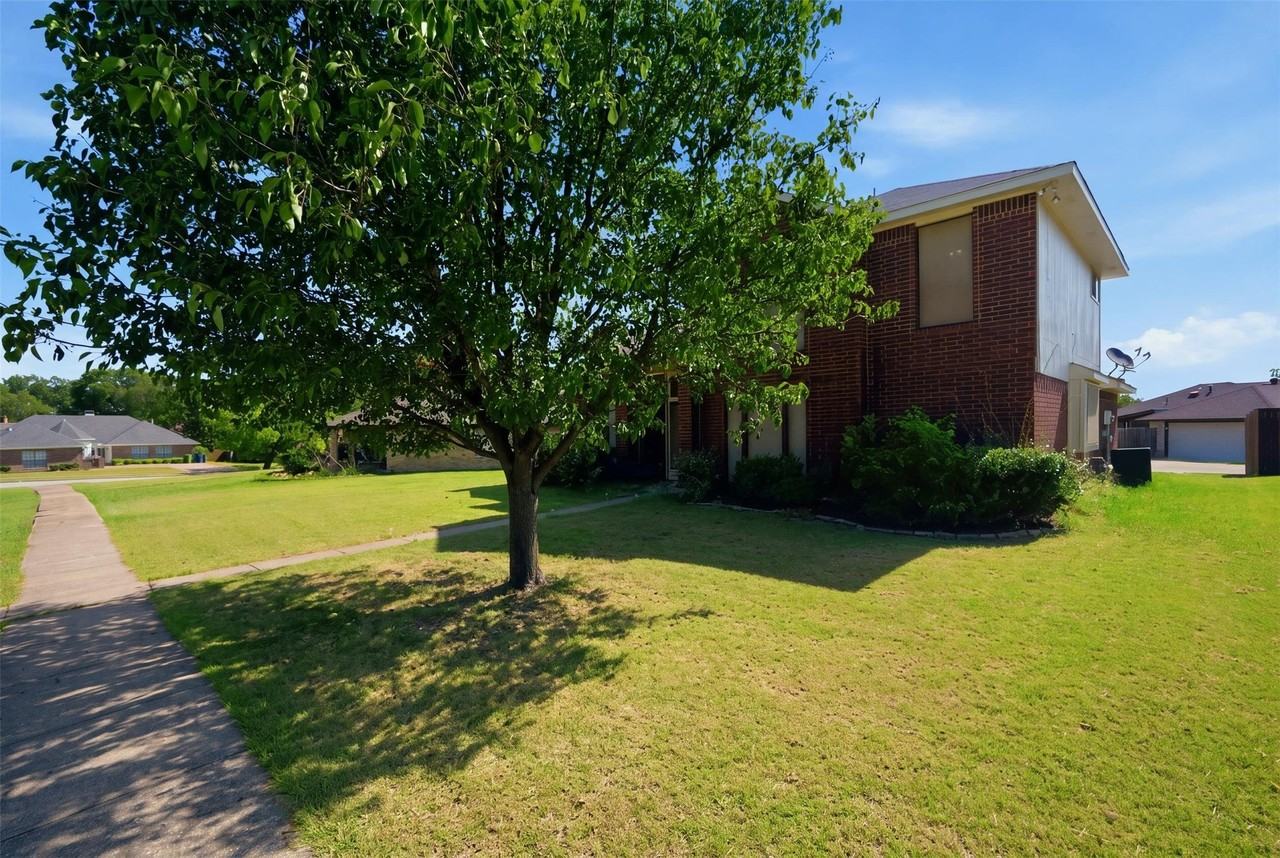 5406 Blue Cove Dr - Photo 7 of 31